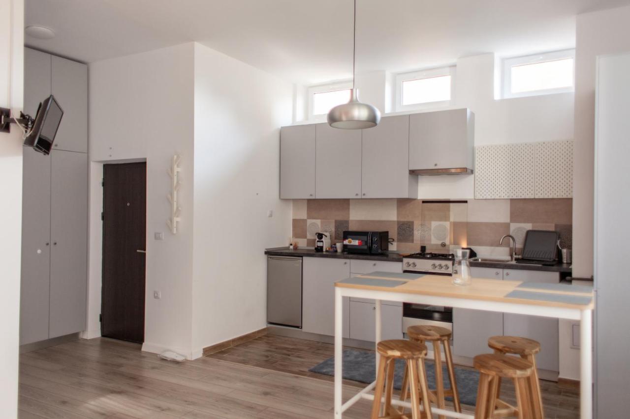 Modern Studio In The Heart Of ヤシ エクステリア 写真